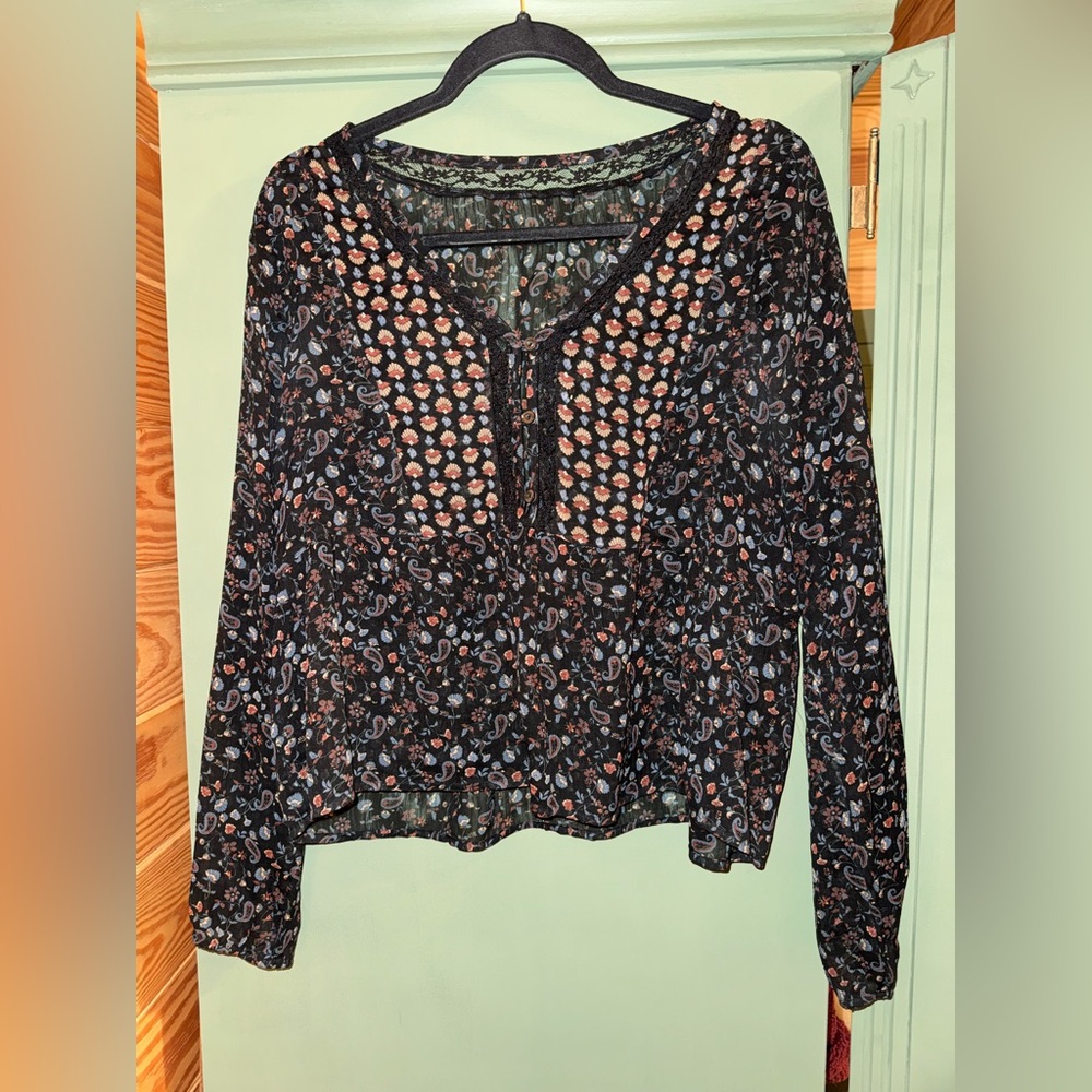 Hollister sheer peasant blouse XS